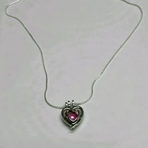 Dainty Heart Pendant Necklace NWOT
